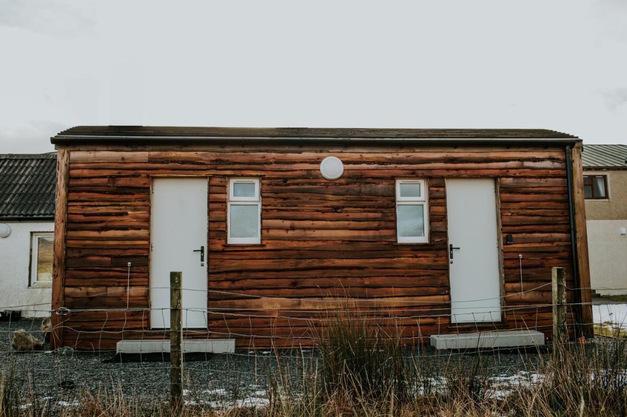 Uist Travel Accommodation Daliburgh  Exterior photo